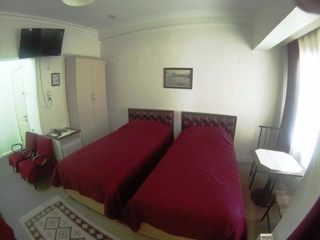 Guzel Izmir Hotel double room (Copy).jpg